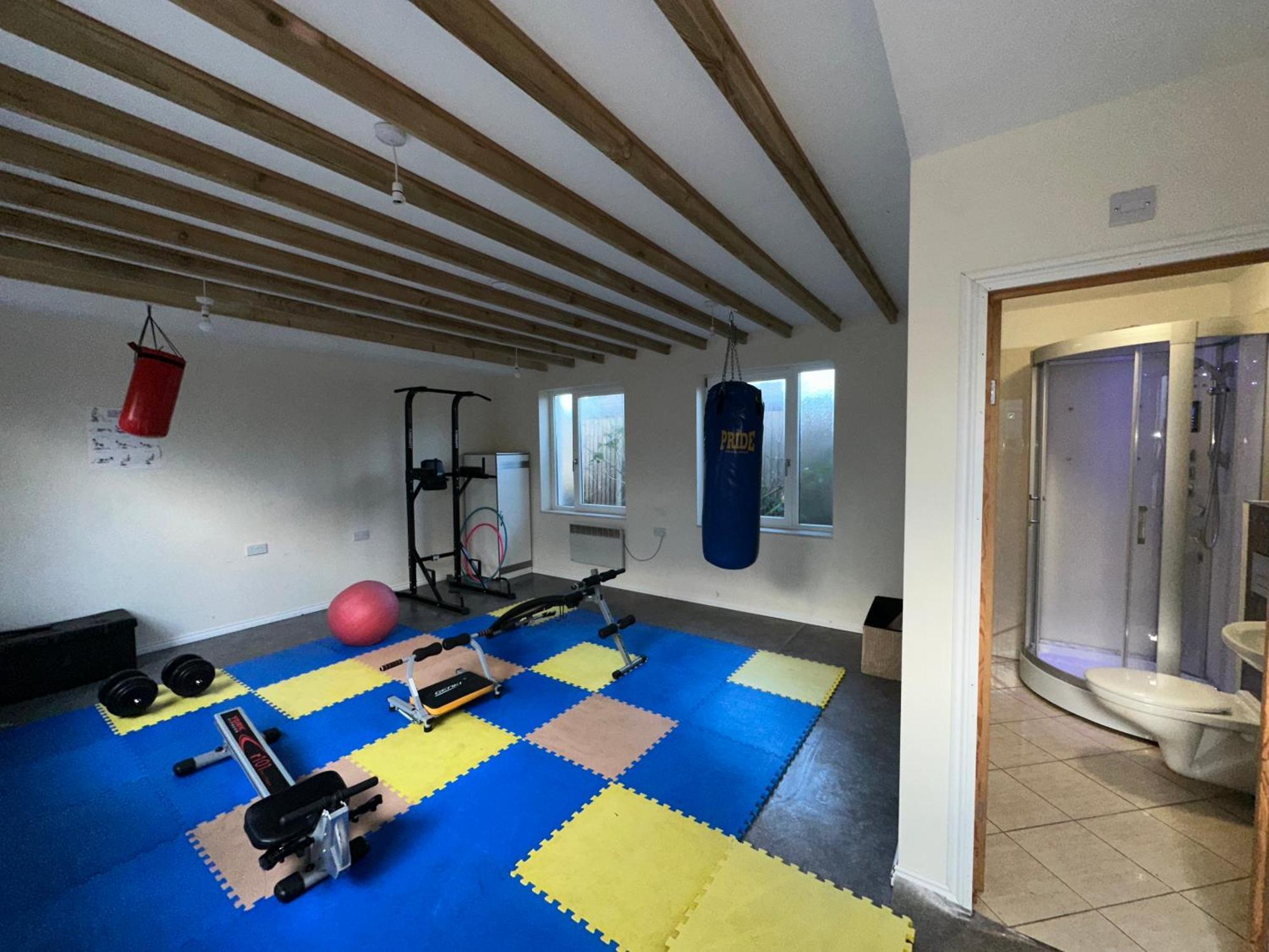 North London A Spacious 7 Bedroom House Accommodating Up To 18 People Complete With Own Gym And Table Tennis Kültér fotó