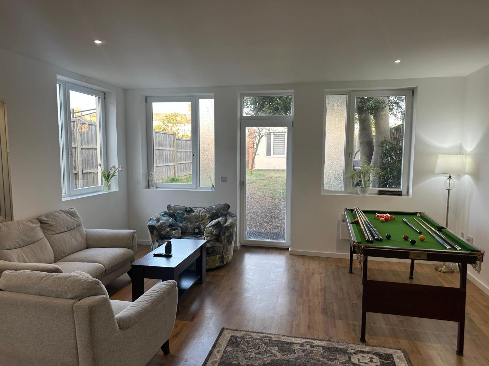 North London A Spacious 7 Bedroom House Accommodating Up To 18 People Complete With Own Gym And Table Tennis Kültér fotó
